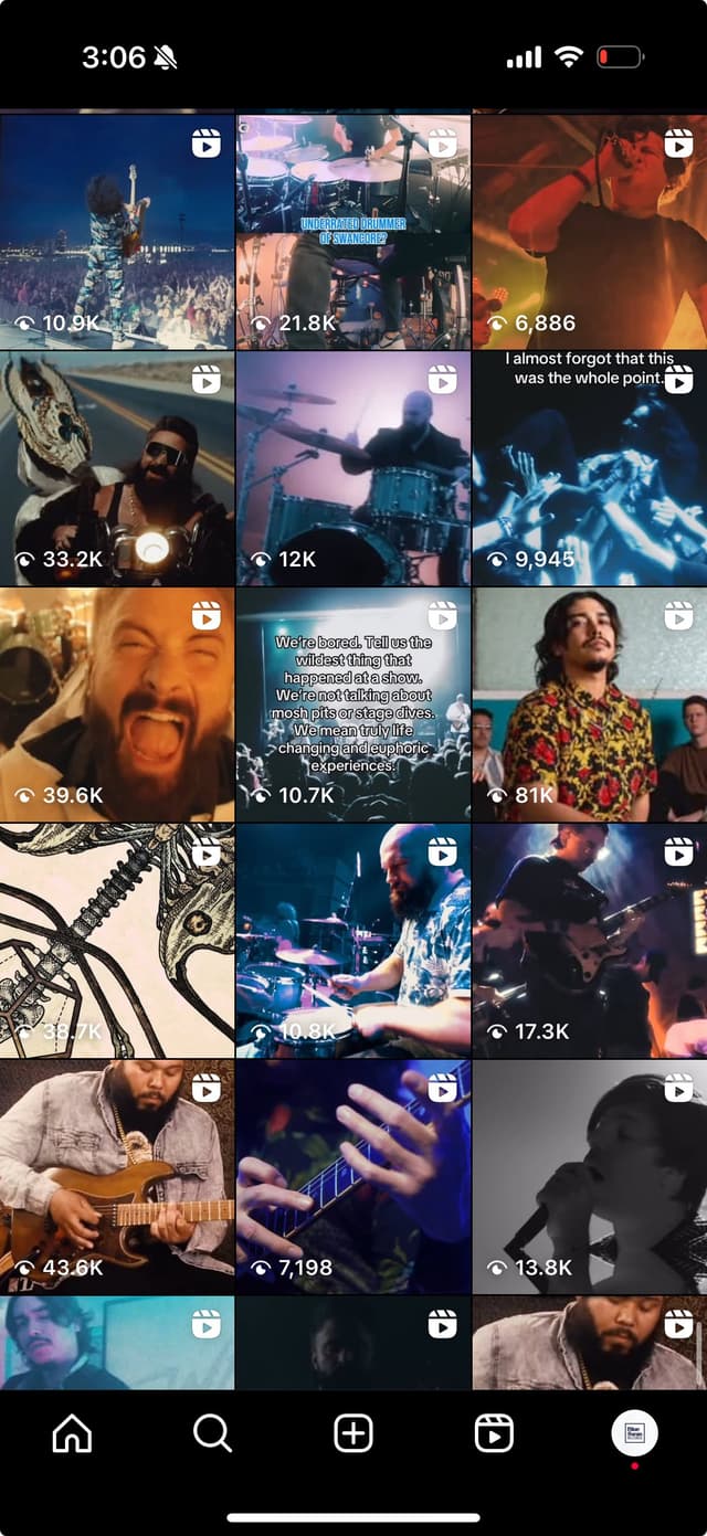App screenshot showing calendar interface
